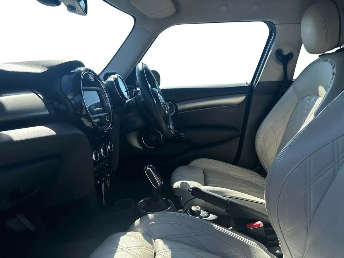 2020-mini-cooper-20-cooper-s-exclusive-189bhp-hatchback-5d-auto-big-9