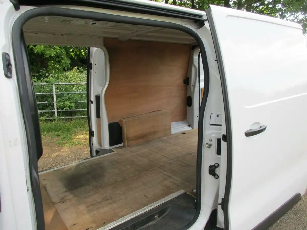 2022-fiat-scudo-15jtd-sx-100hpeu6d-lwb-big-8