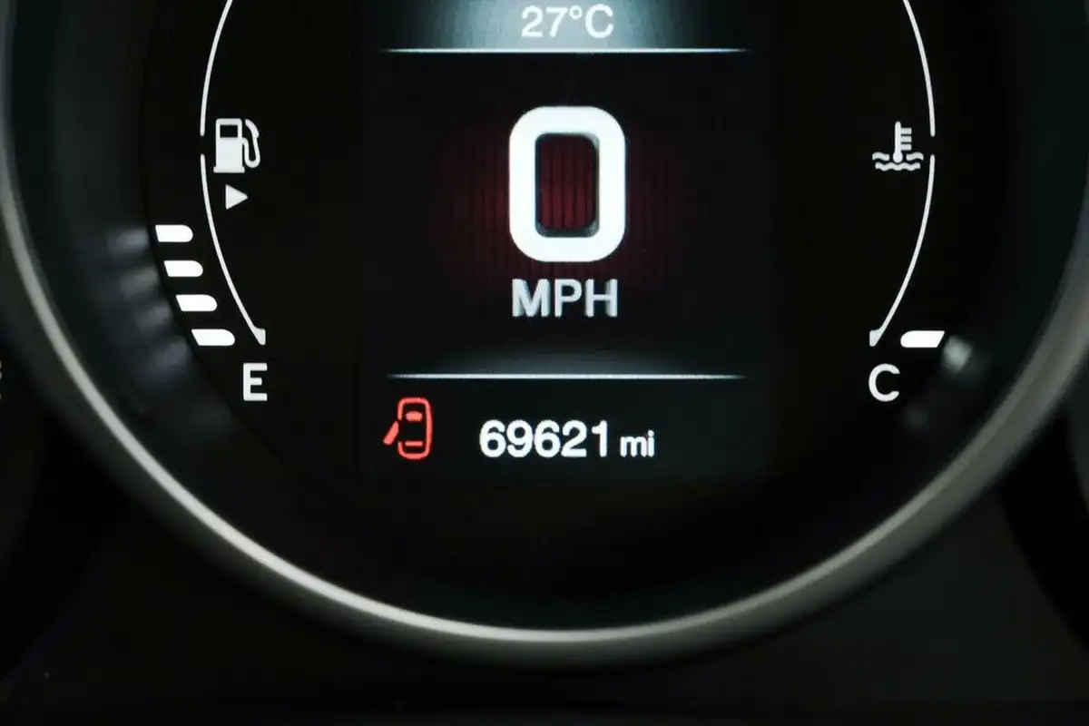2015-fiat-500x-14-lounge-multiair-ii-big-29