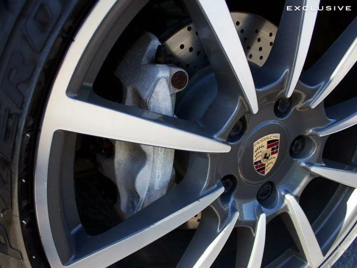 2014-porsche-911-34-carrera-coupe-pdk-big-51