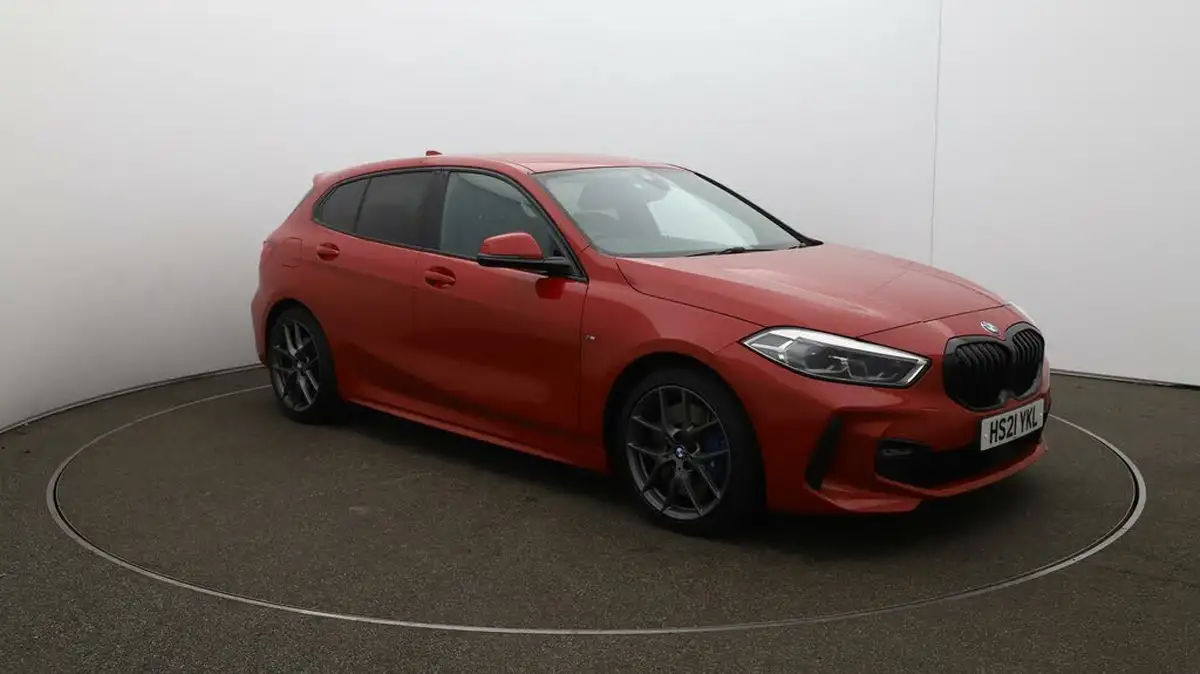 2021-bmw-1-series-20td-118d-m-sport-lcp-big-44