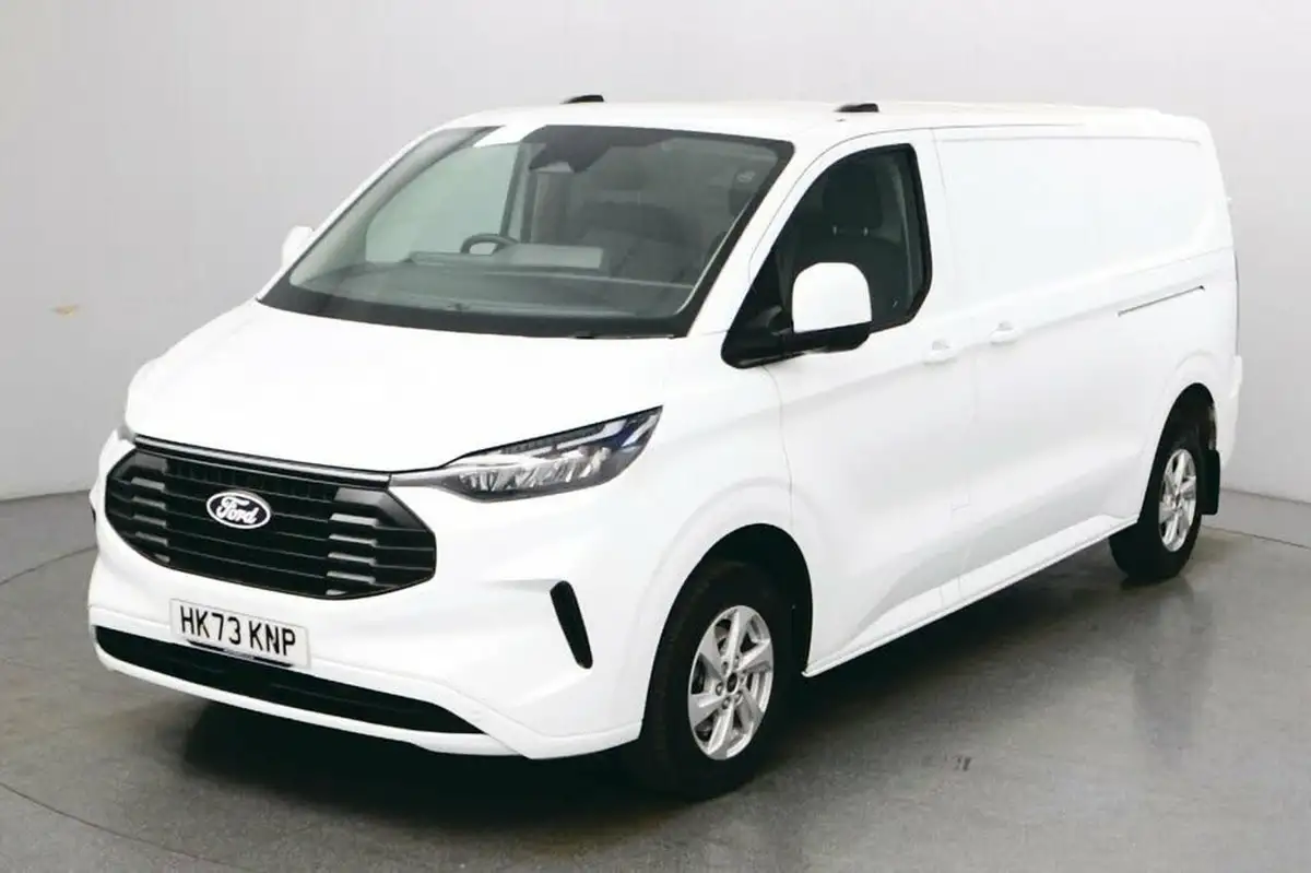 2024-ford-transit-custom-20tdci-320-l2h1-limited-136pseu6e-panel-van-1996cc-auto-big-0
