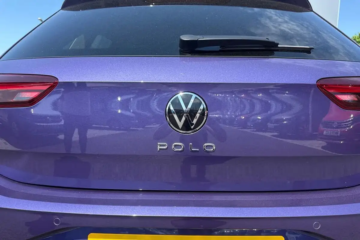 2023-volkswagen-polo-10-tsi-life-big-26
