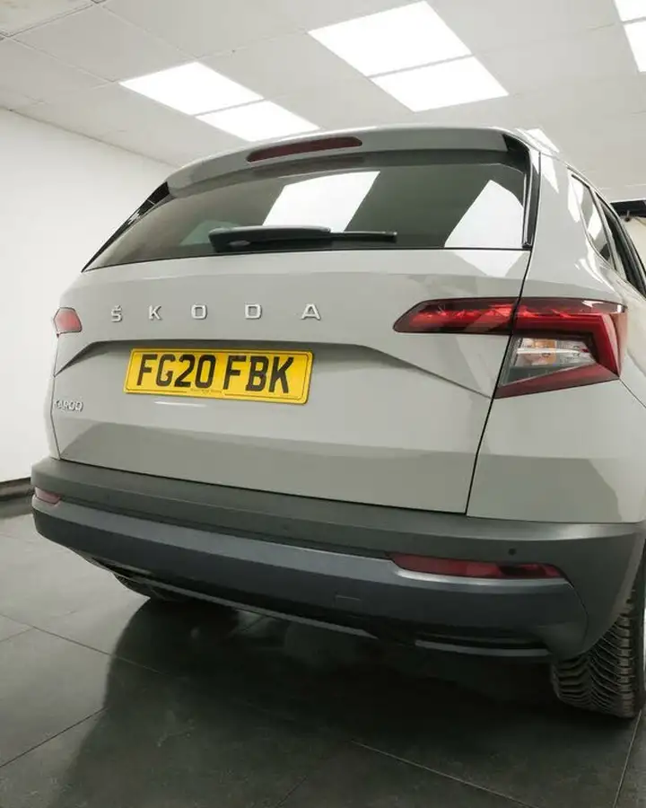 2020-skoda-karoq-10-tsi-se-technology-116ps-big-5