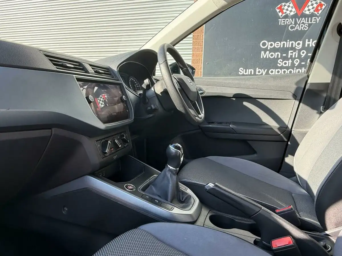 2018-seat-arona-16tdi-se-technology-lux-big-32
