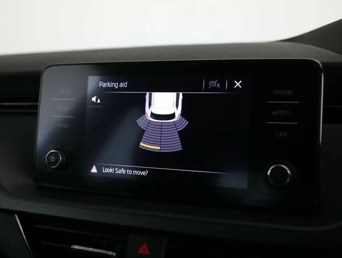 2021-skoda-kamiq-10-tsi-se-109ps-dsg-big-24
