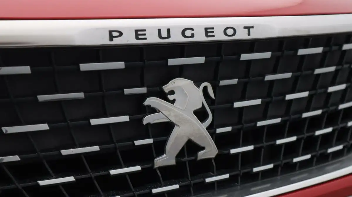 2019-peugeot-3008-suv-15-bluehdi-gt-line-premium-eat8-big-21