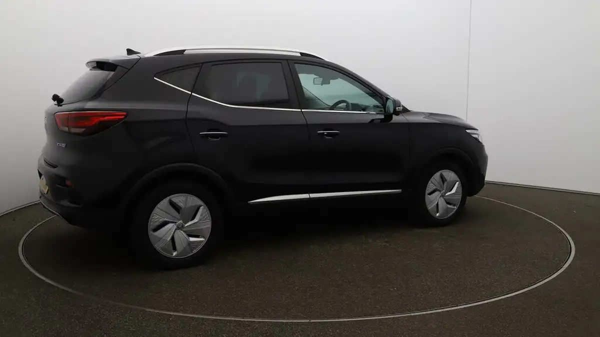 2022-mg-zs-suv-e-trophy-ev-176ps-big-52