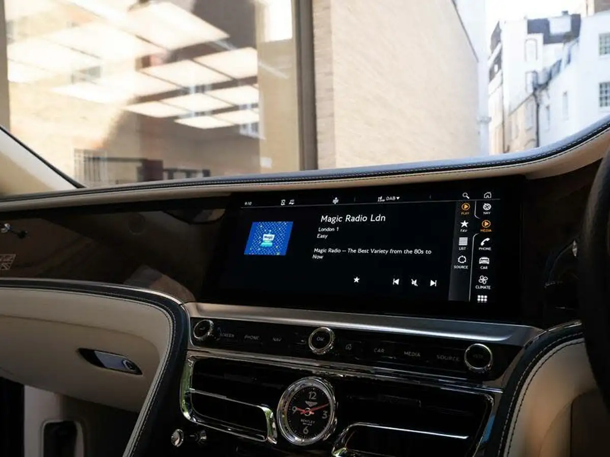 2020-bentley-flying-spur-60-w12-big-33