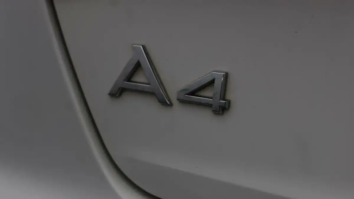 2019-audi-a4-20-35-tfsi-sport-s-tronic-big-20