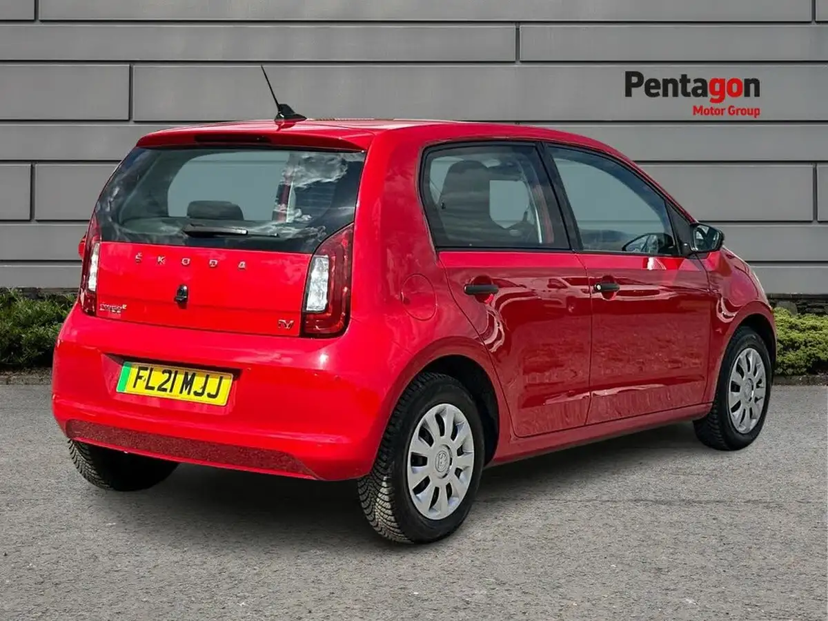 2021-skoda-citigo-e-se-big-4