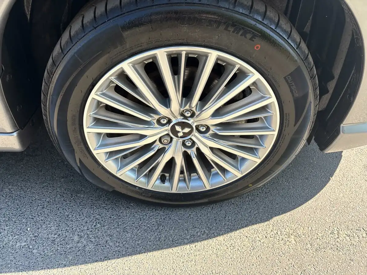 2020-mitsubishi-outlander-24-reflex-plus-commercial-big-39