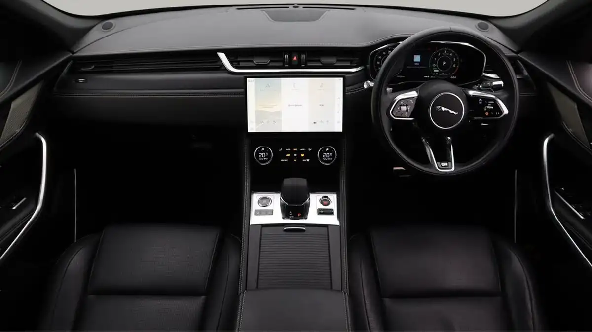 2022-jaguar-f-pace-20-p250-r-dynamic-black-big-13