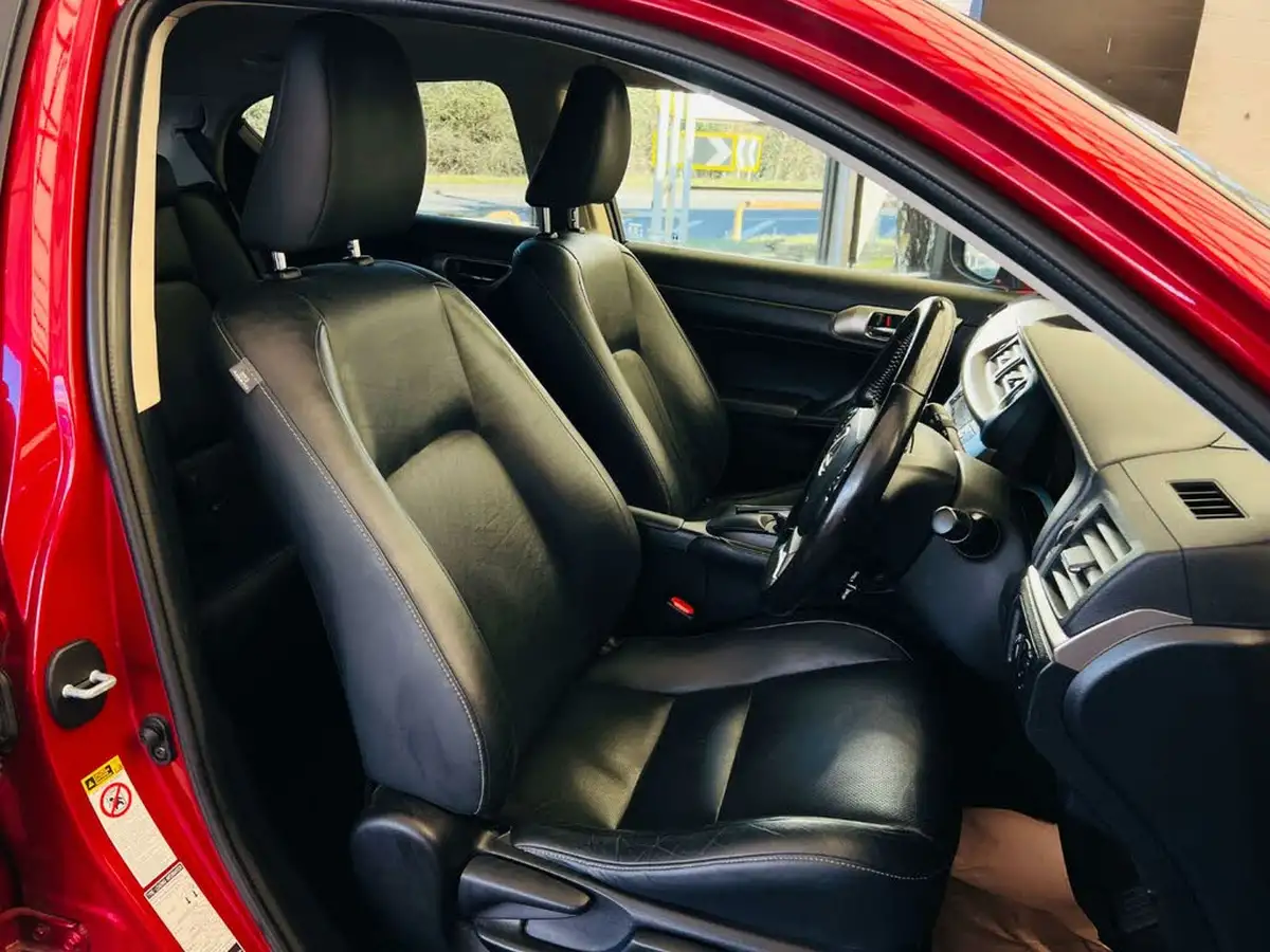 2017-lexus-ct-200h-18-luxury-sun-big-11