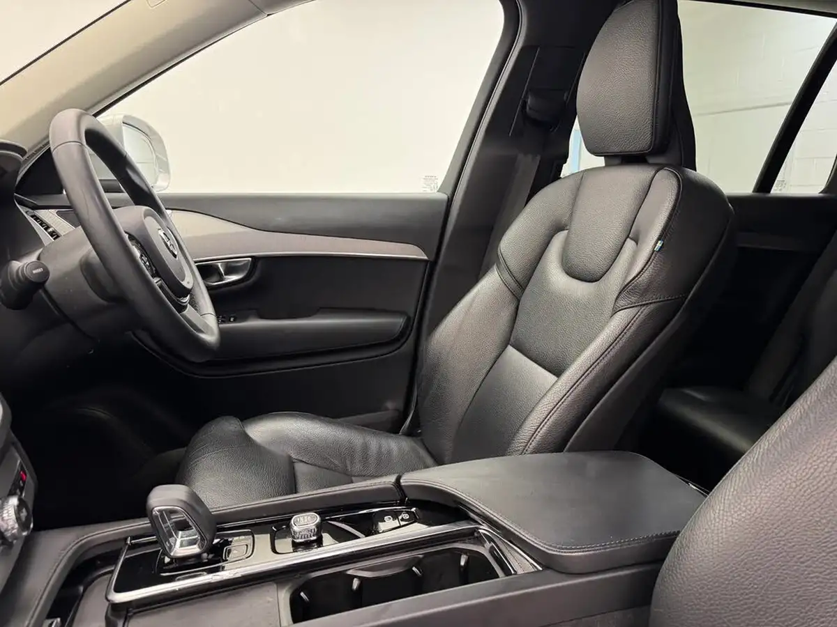 2023-volvo-xc90-20-b5-core-big-8