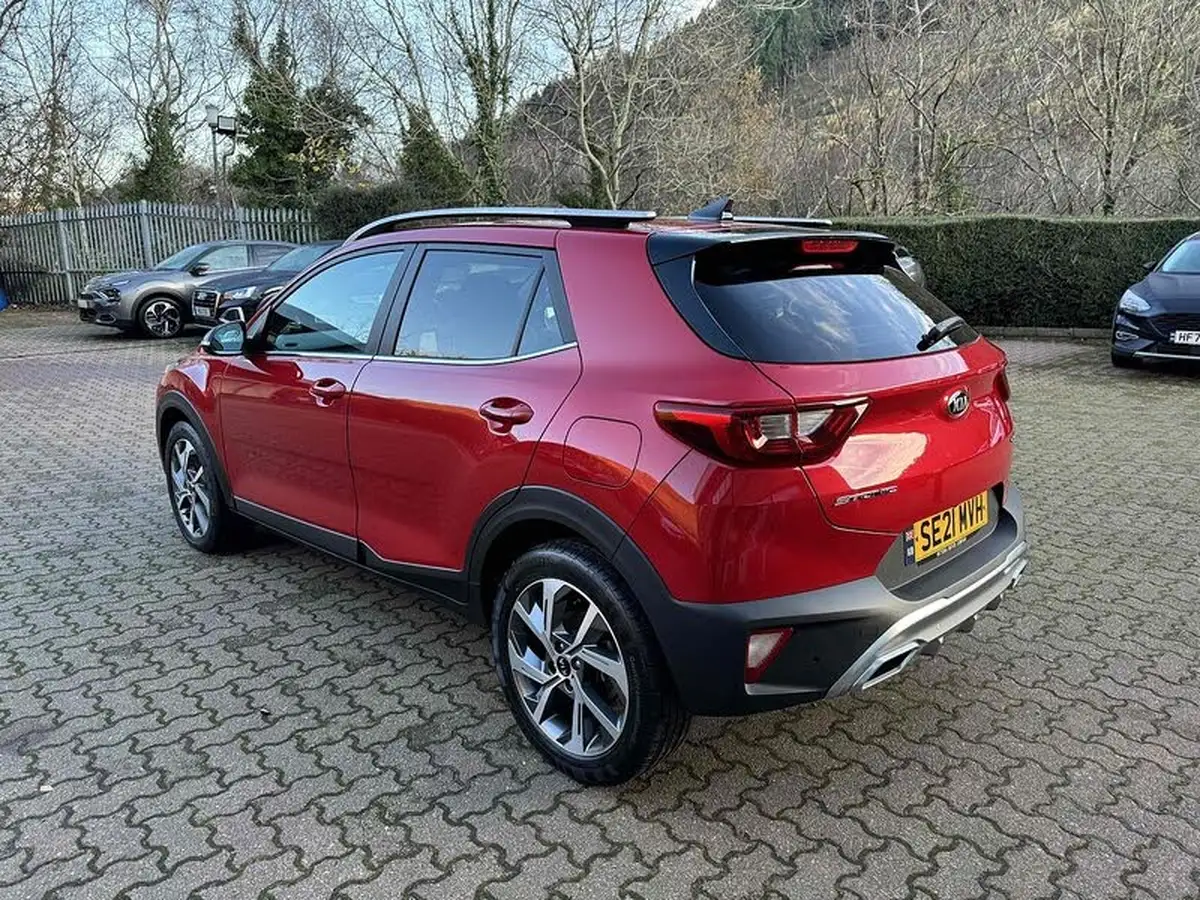 2021-kia-stonic-10-t-gdi-gt-line-big-2