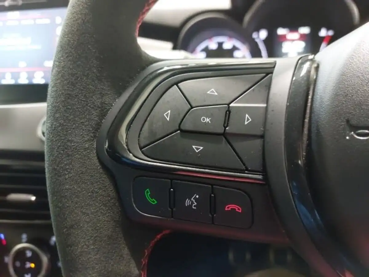 2023-fiat-500x-10-firefly-turbo-sport-big-15