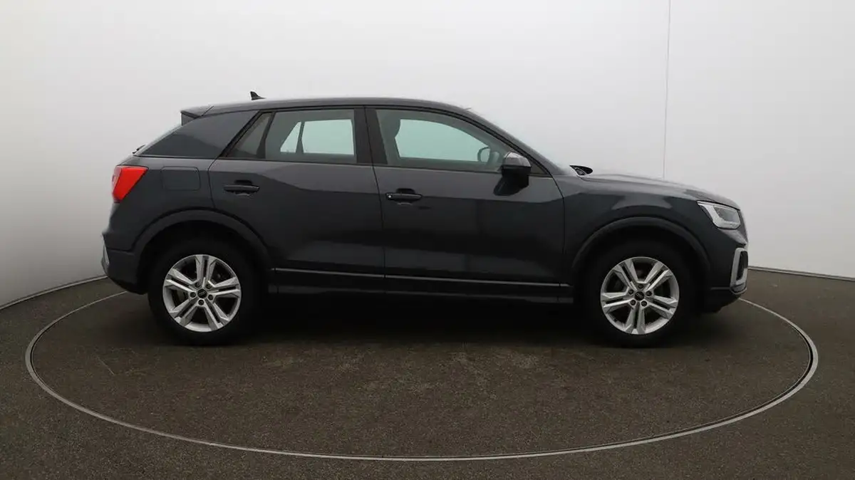 2022-audi-q2-15-35-tfsi-sport-s-tronic-big-42
