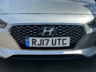 2017-hyundai-i30-16crdi-se-nav-110ps-blue-drive-hatchback-small-18