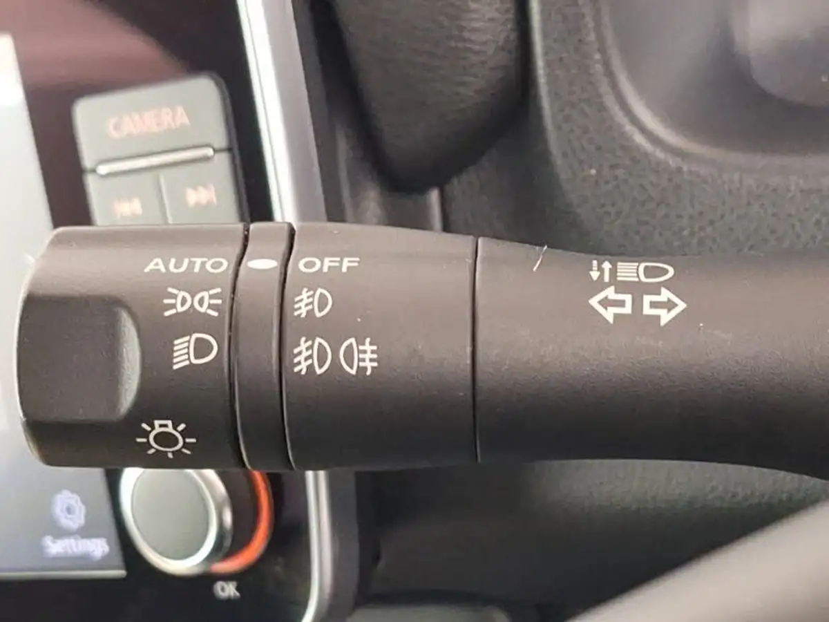 2022-nissan-leaf-e-acenta-39kwh-big-15