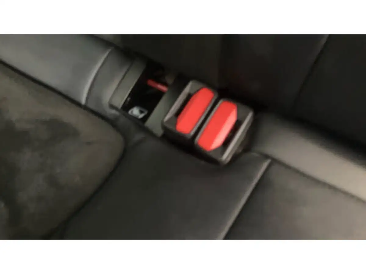 2023-ford-focus-23t-st-hatchback-big-16