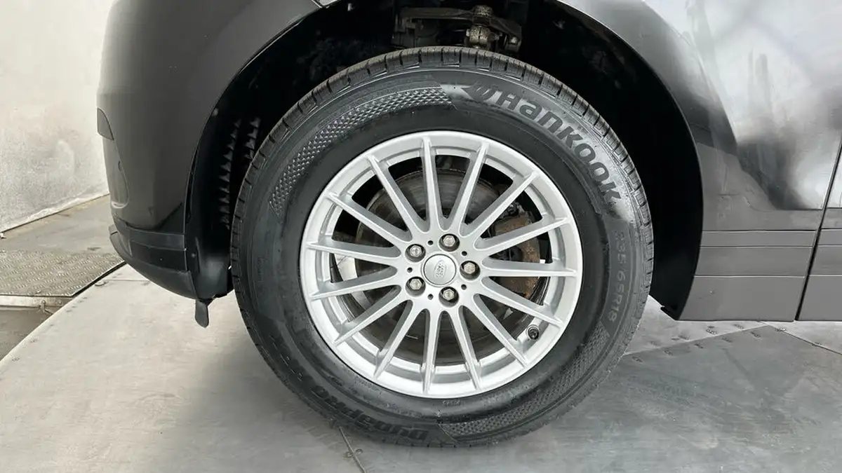 2018-land-rover-range-rover-velar-20-d180-velar-big-23