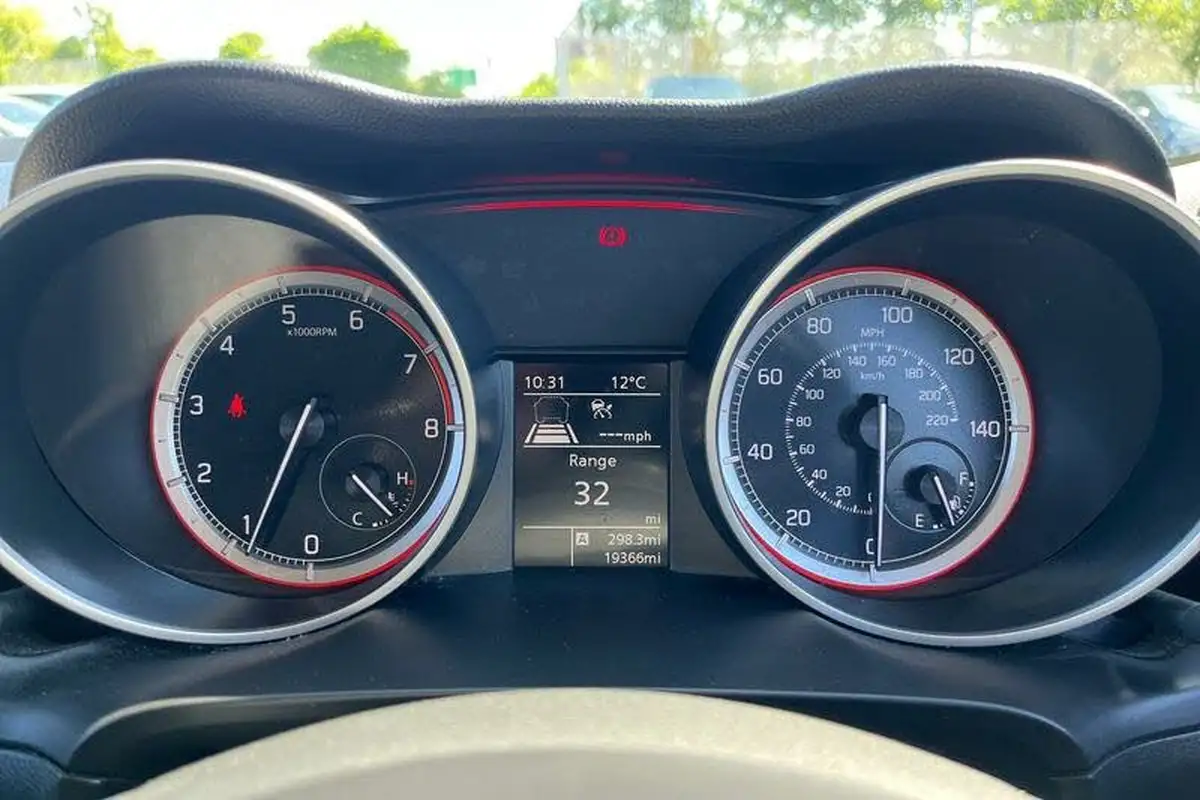 2021-suzuki-swift-12-dualjet-sz-l-big-12