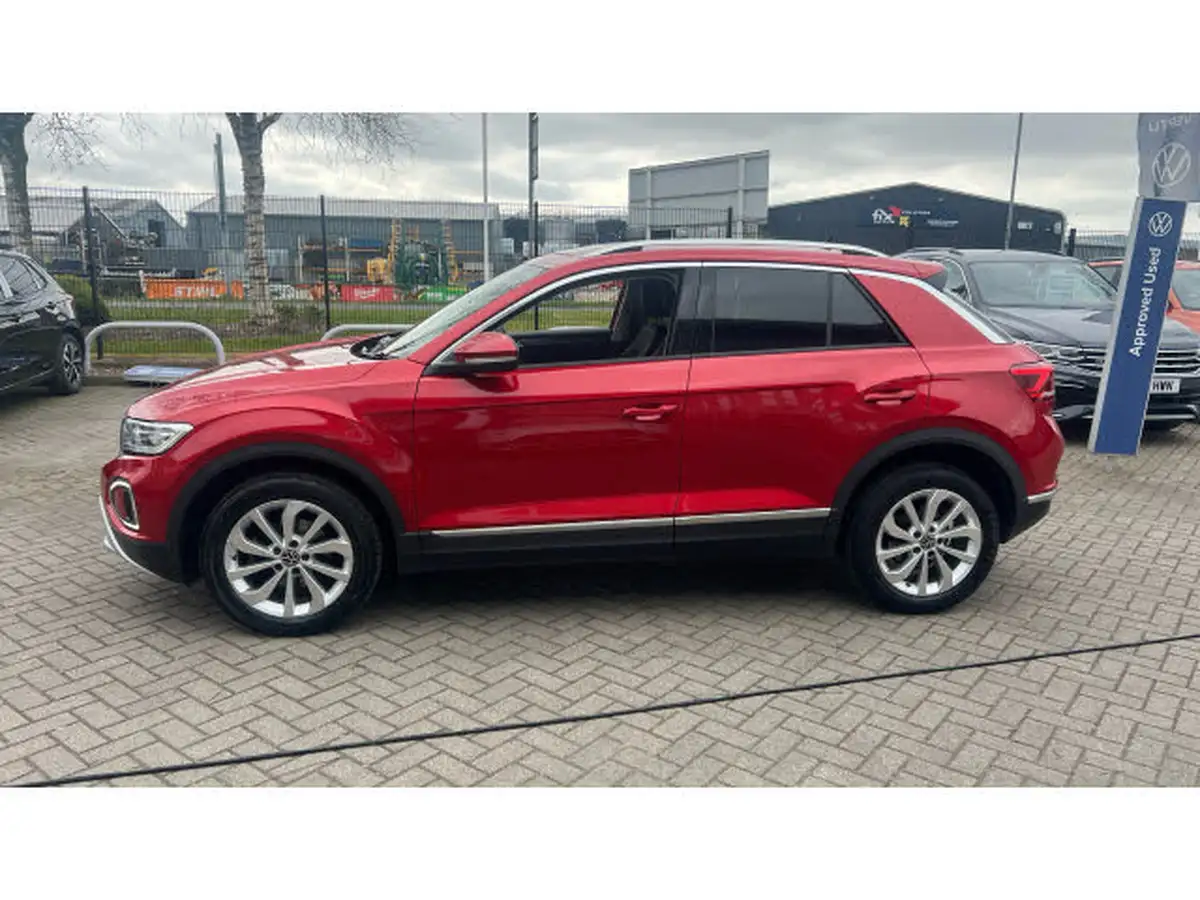 2022-volkswagen-t-roc-15-tsi-style-hatchback-5d-big-31