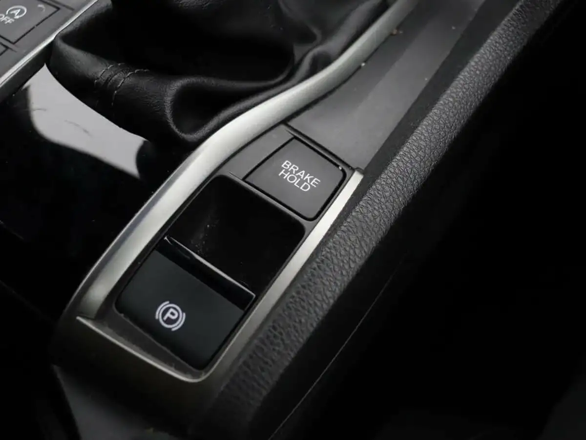 2020-honda-civic-10-vtec-turbo-sr-hatchback-5d-big-31