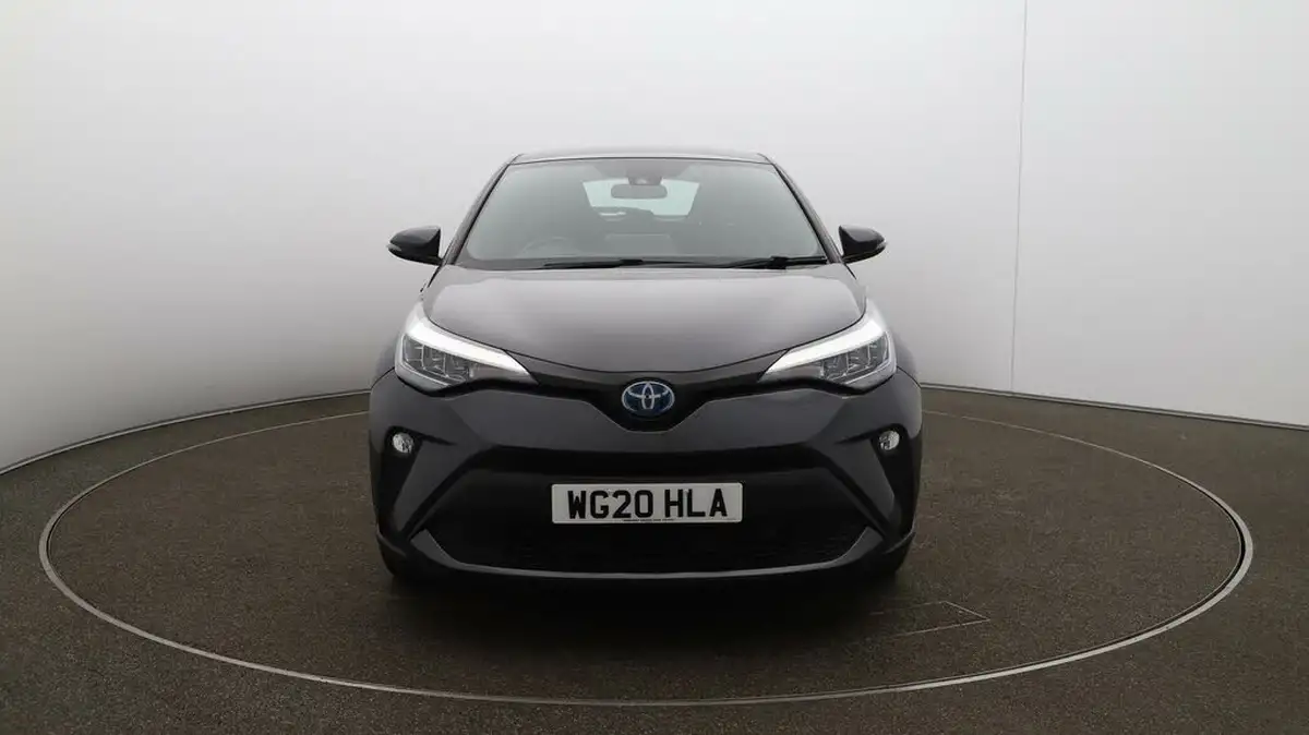2020-toyota-c-hr-18-vvt-i-icon-parking-pack-big-39