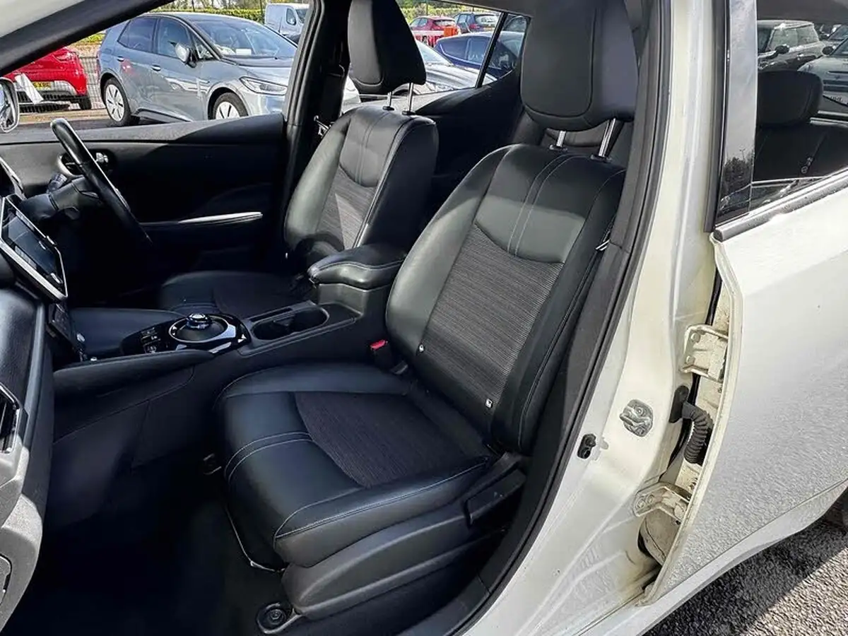 2020-nissan-leaf-e-n-connecta-big-30