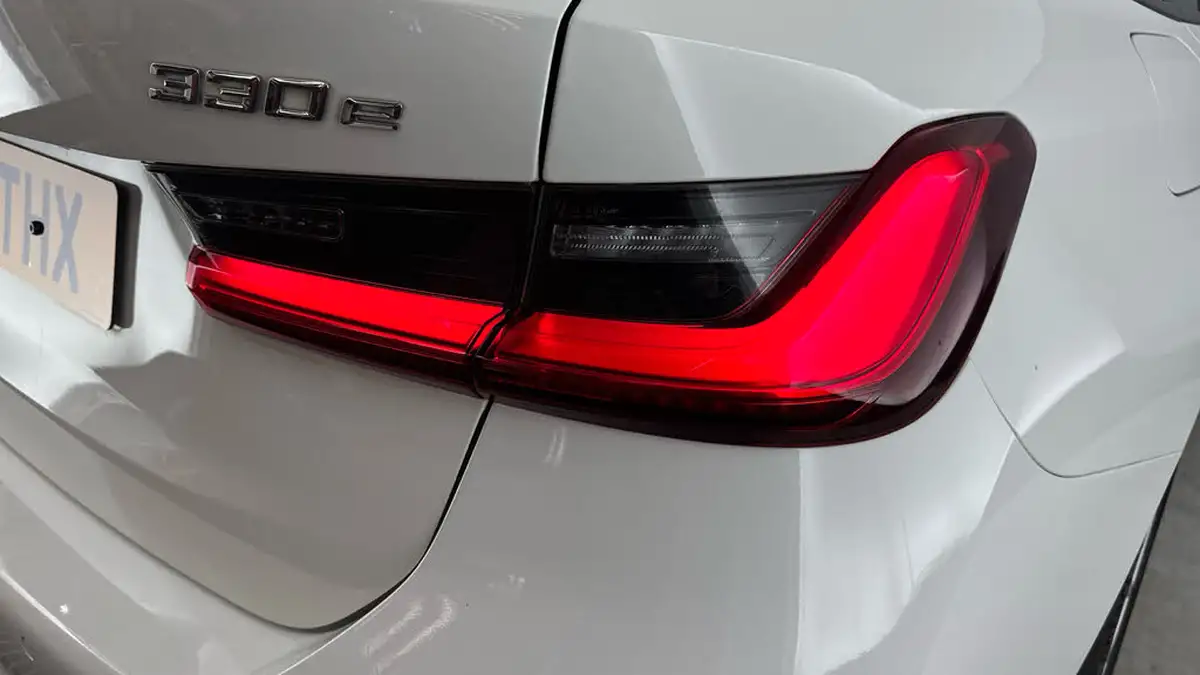 2021-bmw-3-series-20-330e-se-pro-touring-5d-big-25
