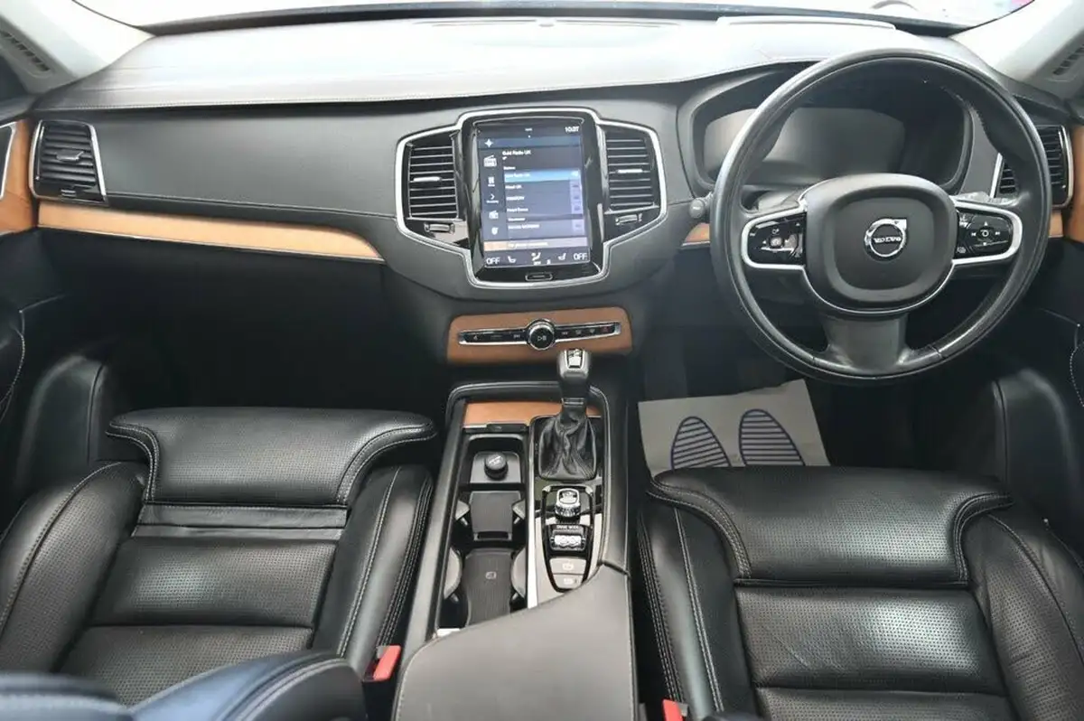 2018-volvo-xc90-20td-d5-inscription-pro-4x4-big-13