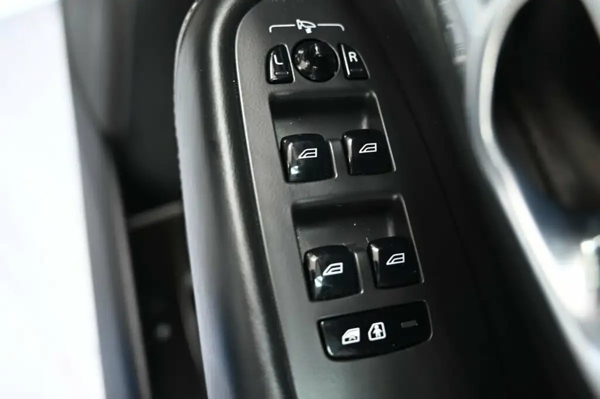 2018-volvo-xc90-20td-d5-inscription-pro-4x4-big-41