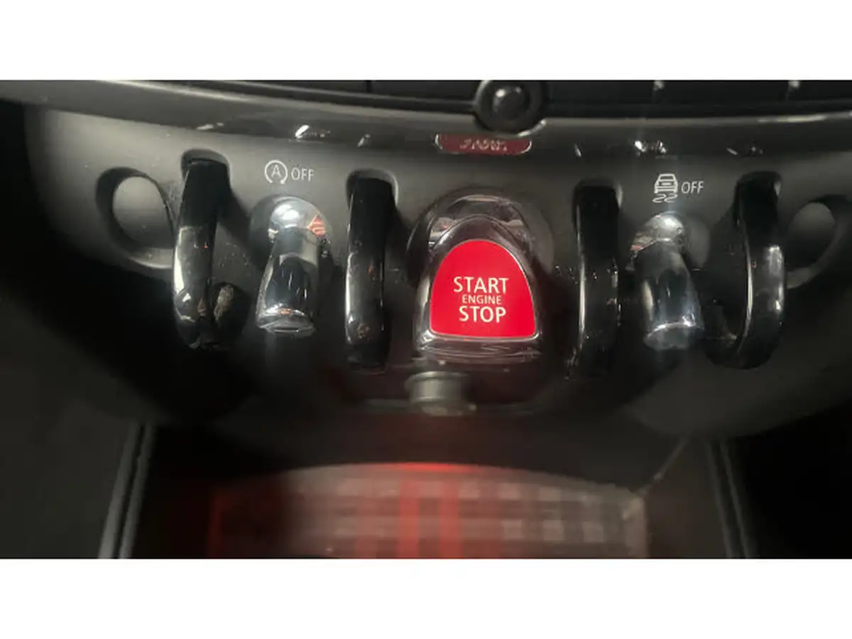 2021-mini-countryman-15-cooper-classic-auto-big-32