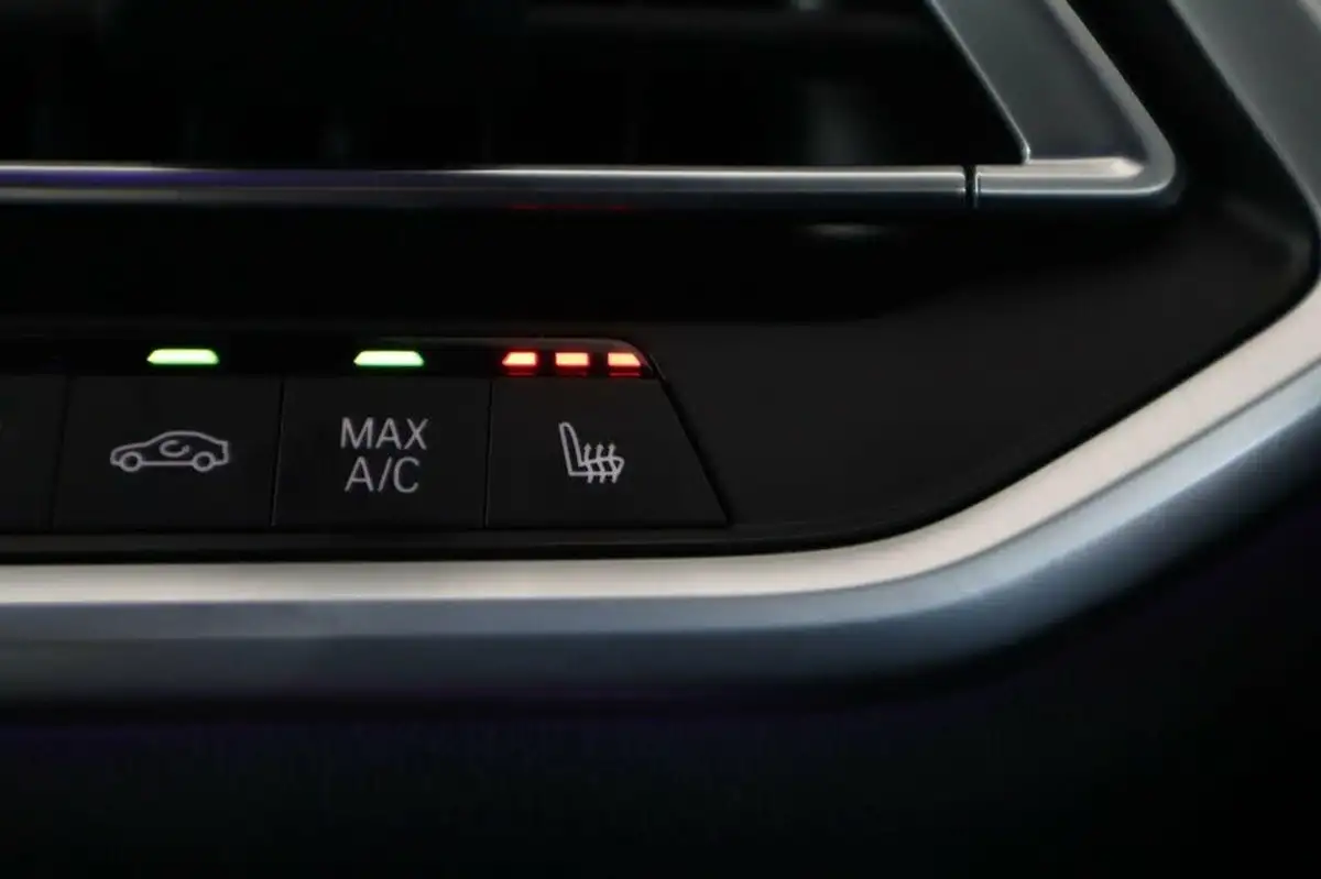 2022-bmw-x5-30-xdrive-45e-m-sport-394bhp-big-19