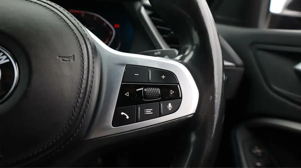 2022-bmw-1-series-15-118i-m-sport-lcp-big-27