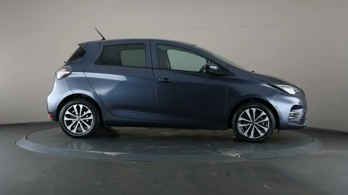 2021-renault-zoe-e-gt-line-big-59