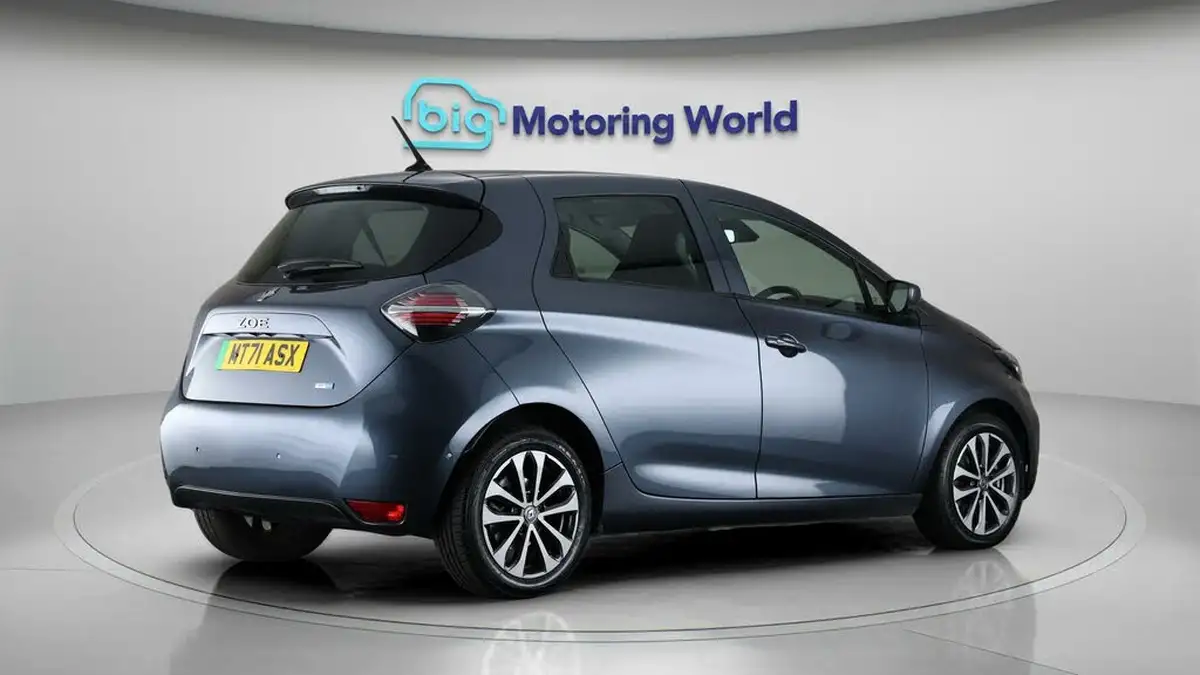 2021-renault-zoe-e-gt-line-big-7