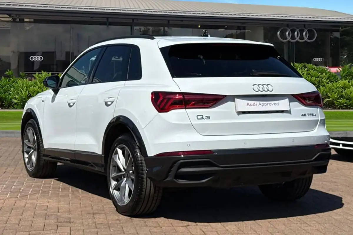2023-audi-q3-14-45-tfsi-e-black-edition-station-wagon-big-1