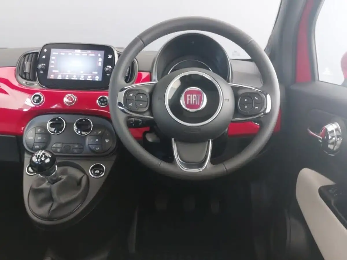 2022-fiat-500-10-dolcevita-big-6