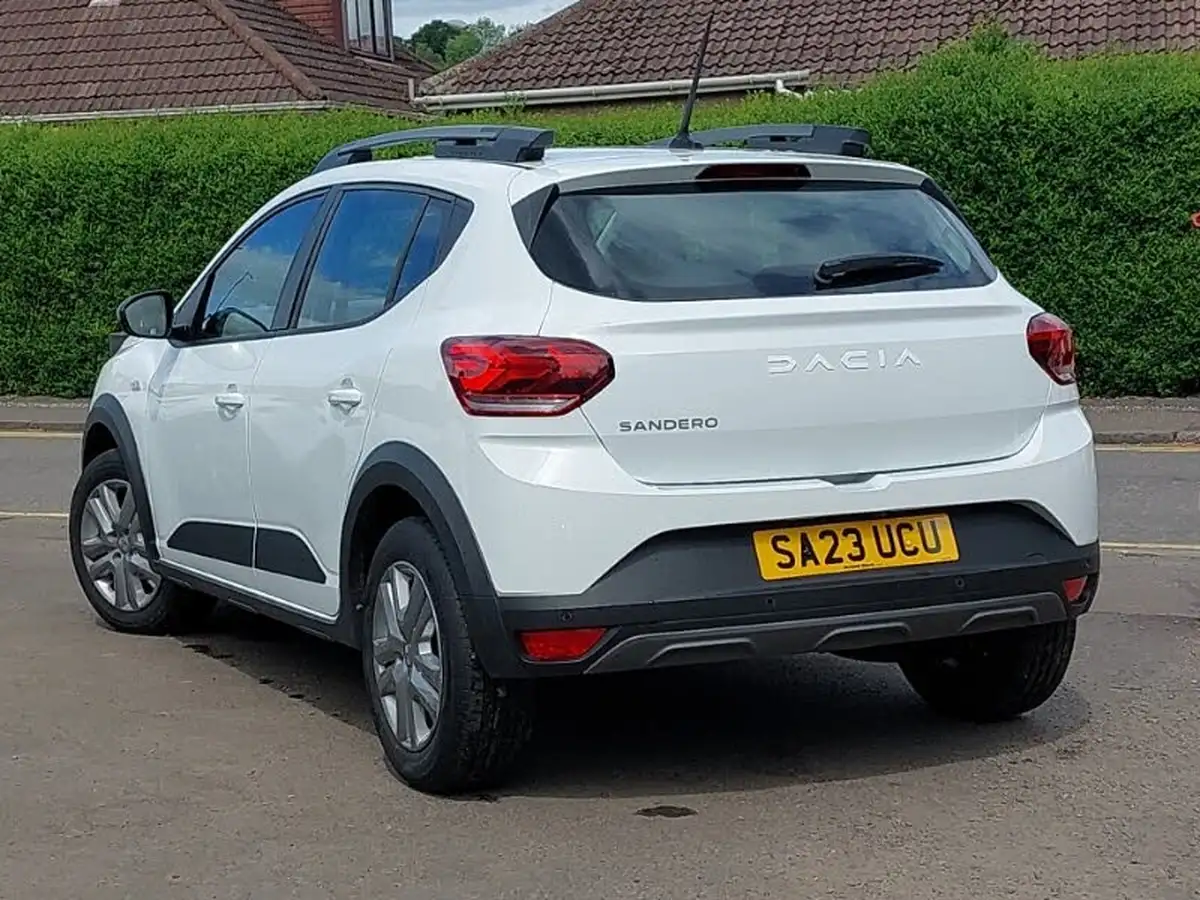 2023-dacia-sandero-stepway-10-tce-expression-90bhp-big-1