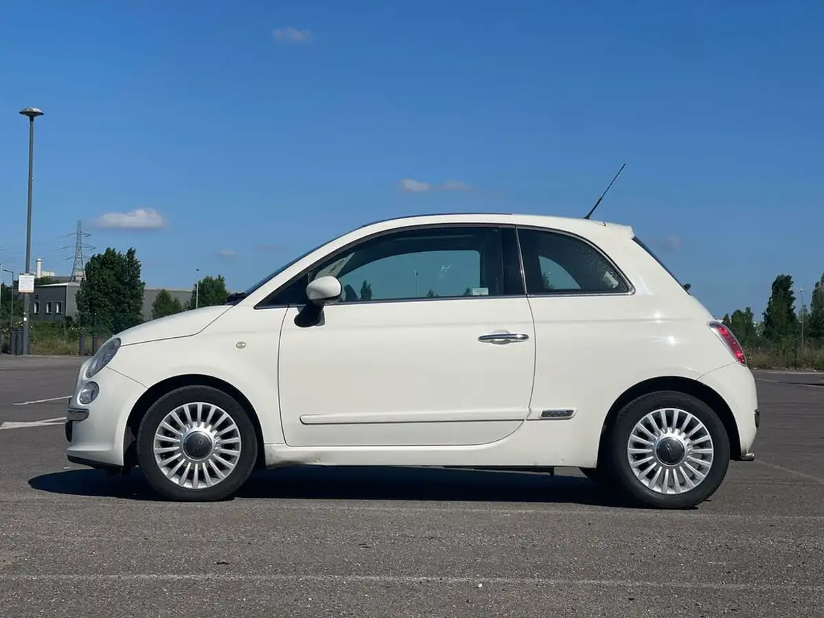 2012-fiat-500-09-lounge-85bhp-dualogic-big-5