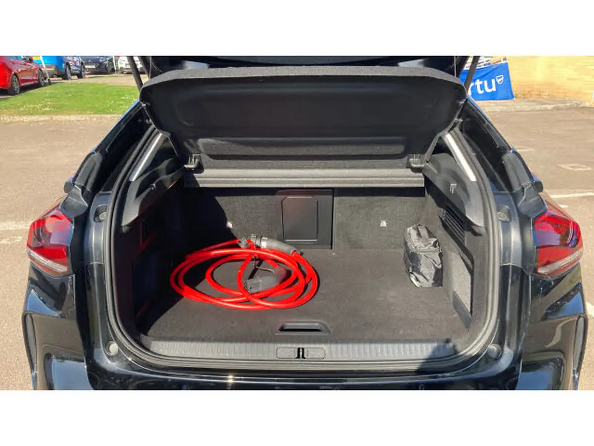 2024-citroen-c4-e-e-series-156ps-54kwh-big-3