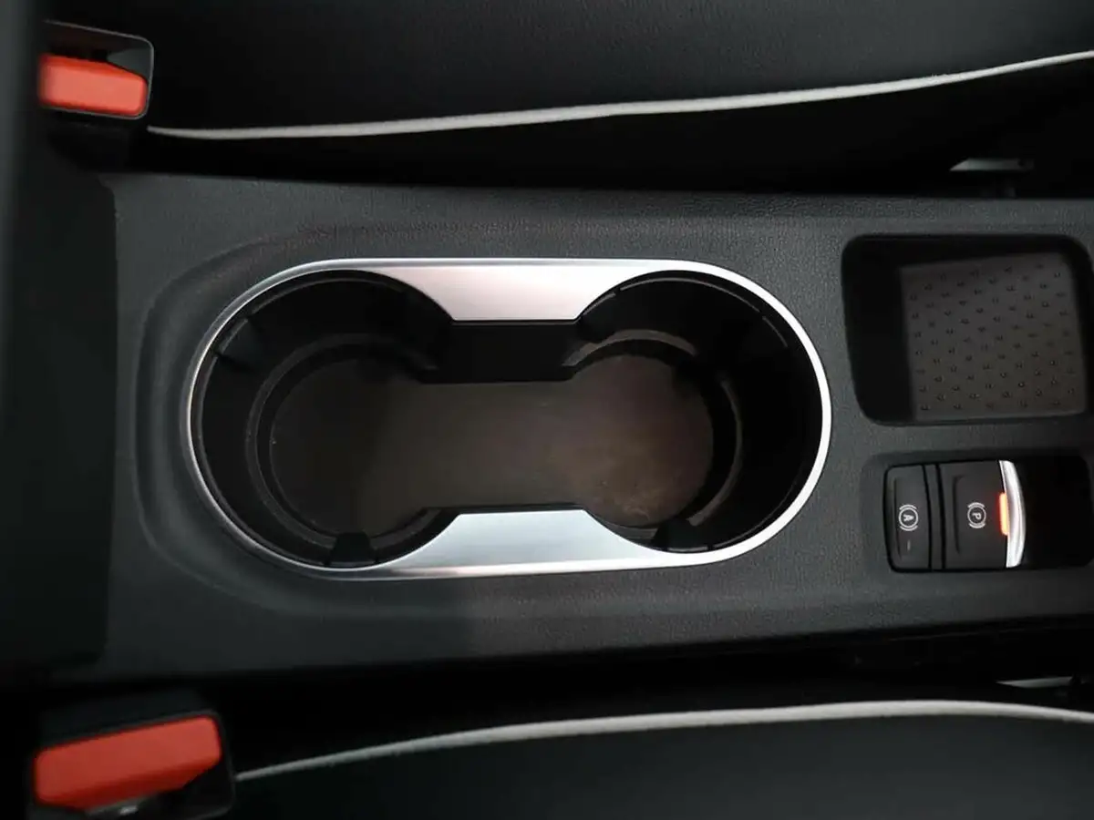 2023-renault-captur-16-techno-160ps-plug-in-big-41