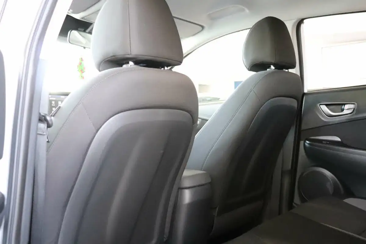 2019-hyundai-kona-10-t-gdi-play-big-30