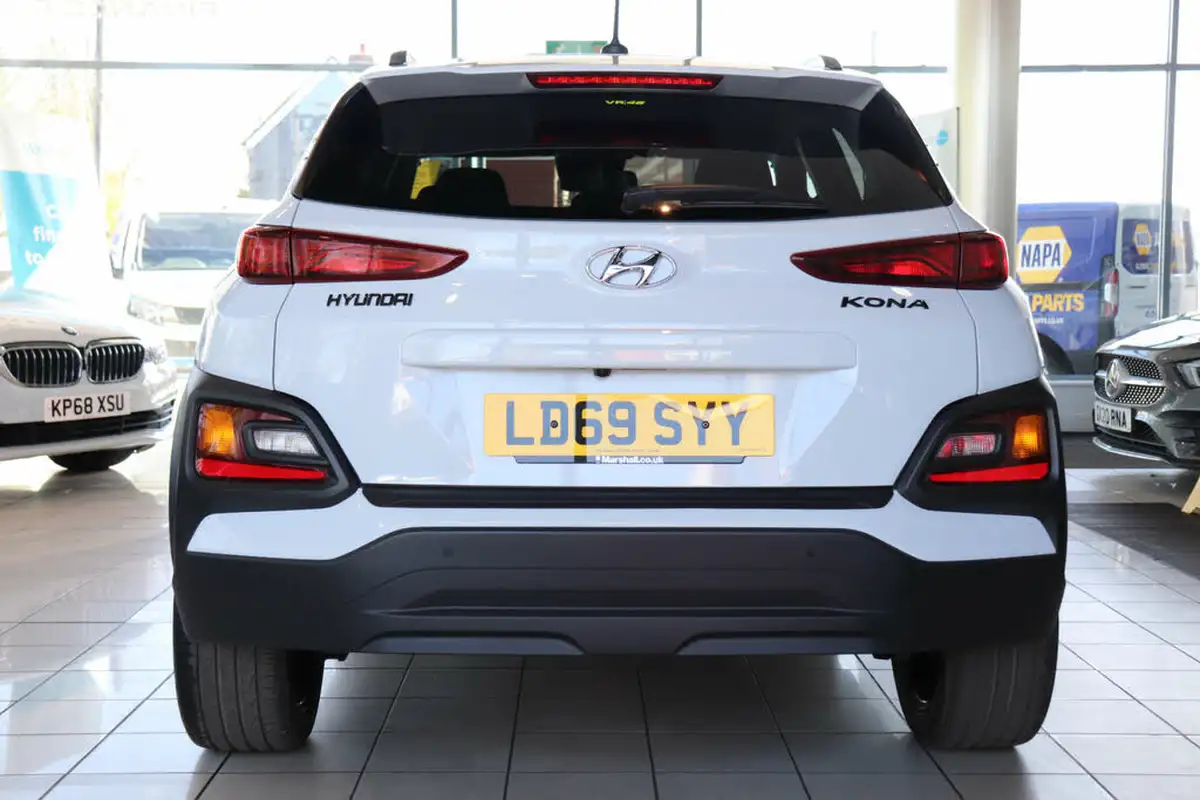 2019-hyundai-kona-10-t-gdi-play-big-6
