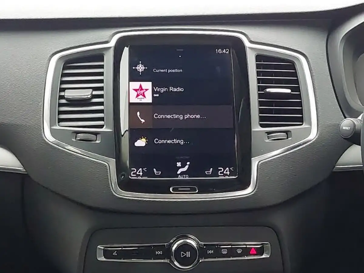 2022-volvo-xc90-20td-b5-momentum-big-9