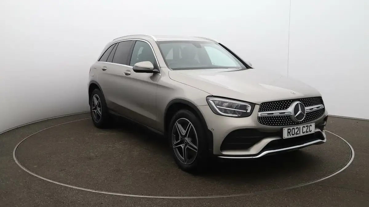 2021-mercedes-benz-glc-class-20d-glc220d-amg-line-station-wagon-5d-1950cc-4matic-plus-big-42