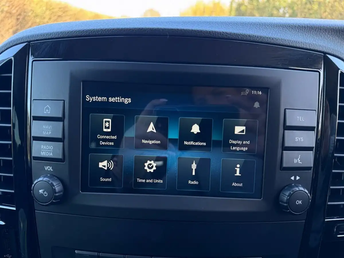 2021-mercedes-benz-vito-20cdi-119-tourer-sport-l2-187bhpeu6d-9-9g-tronic-big-27